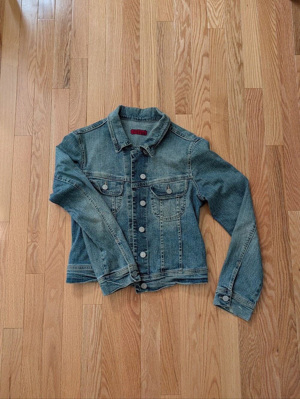 Retro Denim Jacket Medium